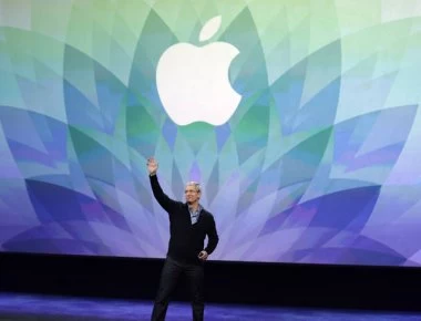 Οι αμοιβές του Τιμ Κουκ… ζαλίζουν: Ποιες ήταν οι απολαβές τη χρονιά που πέρασε του ισχυρού άντρα της Apple